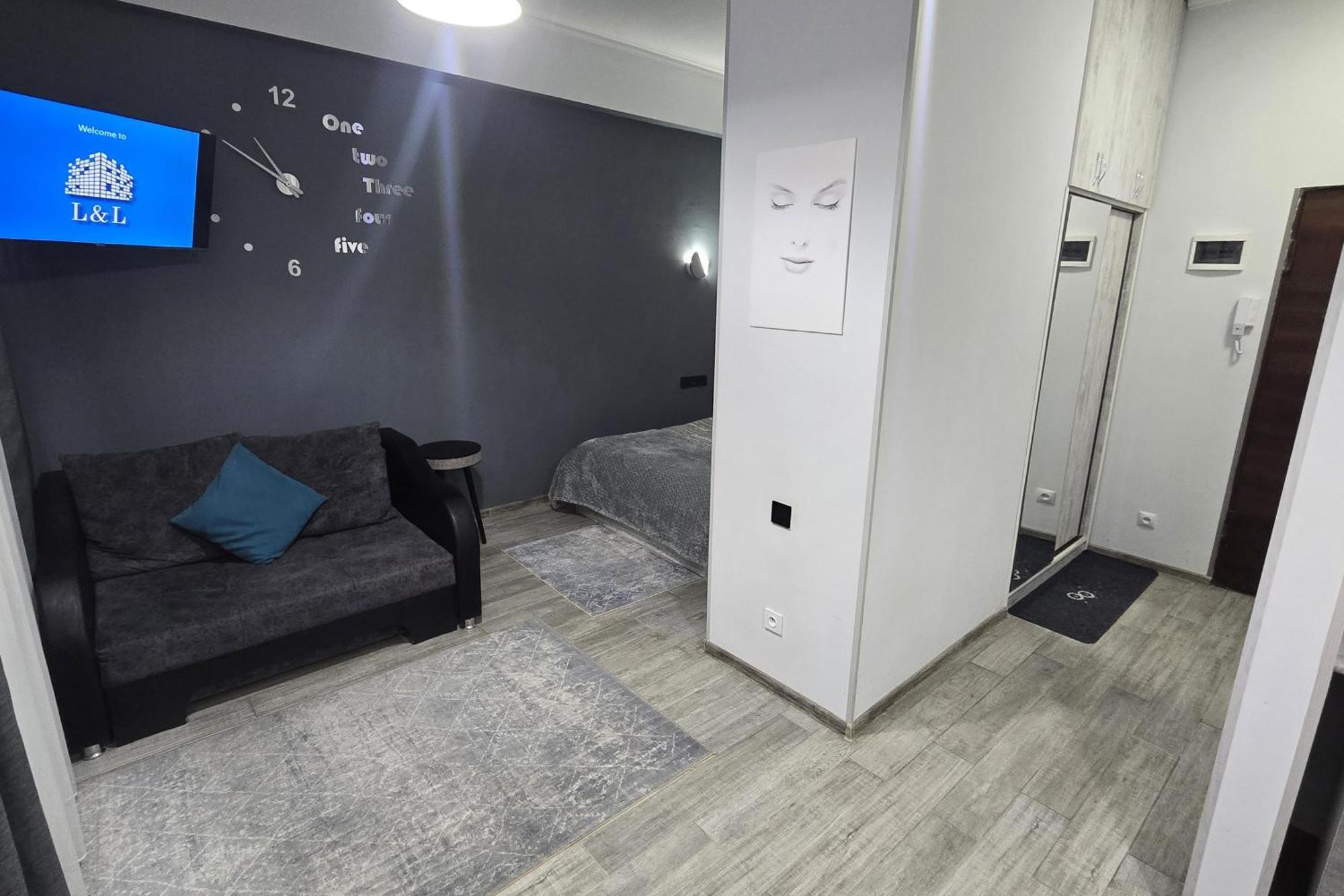 L&L. Apartment Yerevan Ngoại thất bức ảnh